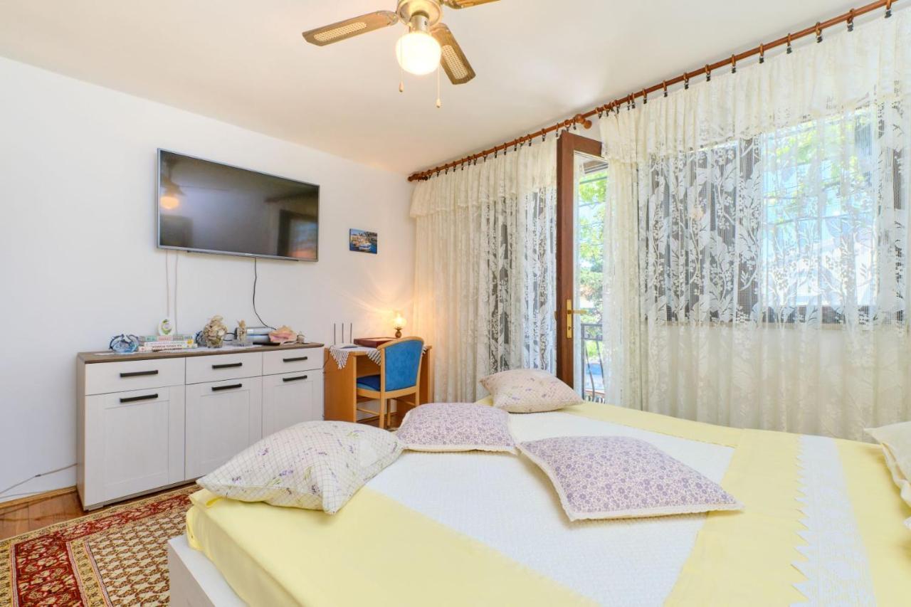 Apartman Ana Mali Lošinj Extérieur photo